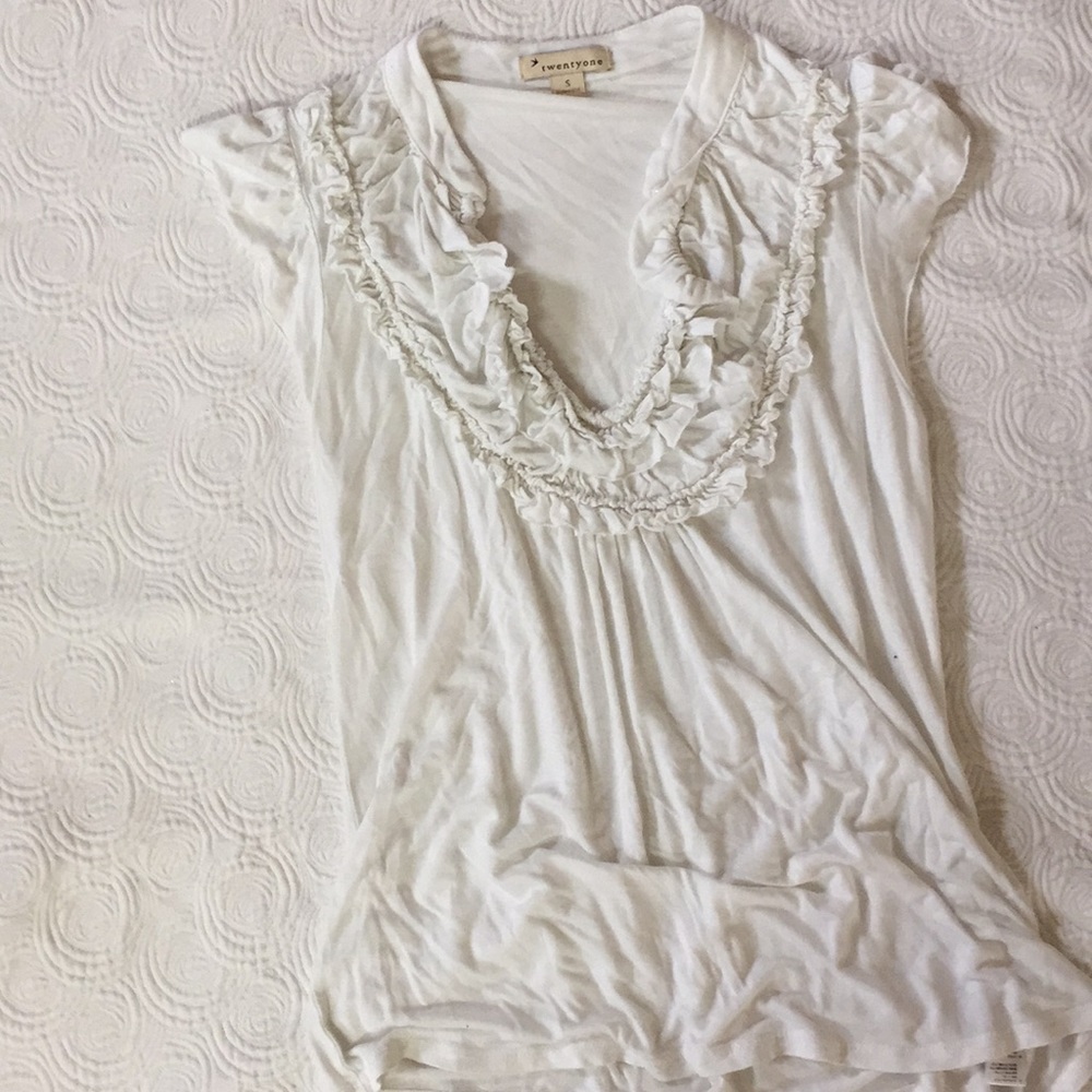 White flow top